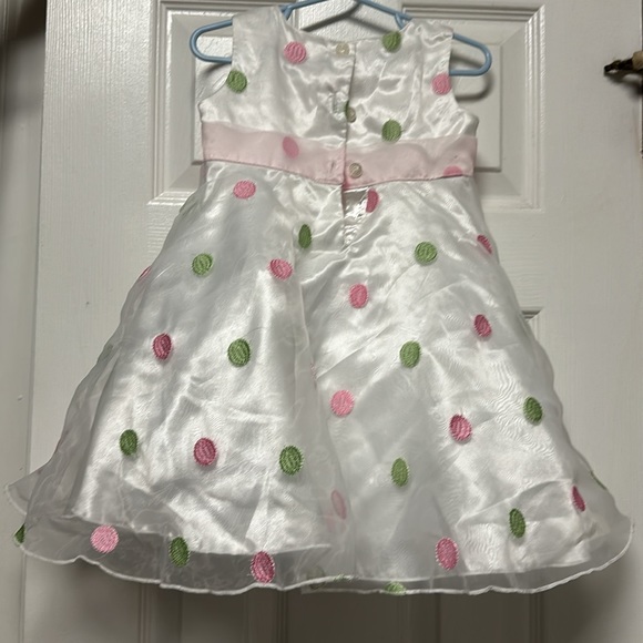 Dress, perfect for Spring, 2T - Picture 2 of 3